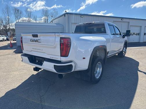 2024 GMC Sierra 3500 Denali