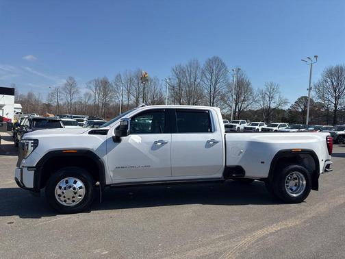 2024 GMC Sierra 3500 Denali