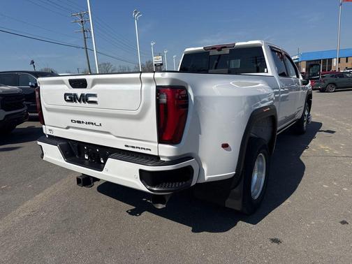 2024 GMC Sierra 3500 Denali