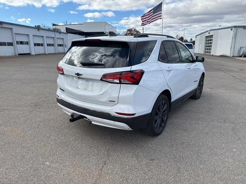 2022 Chevrolet Equinox FWD RS