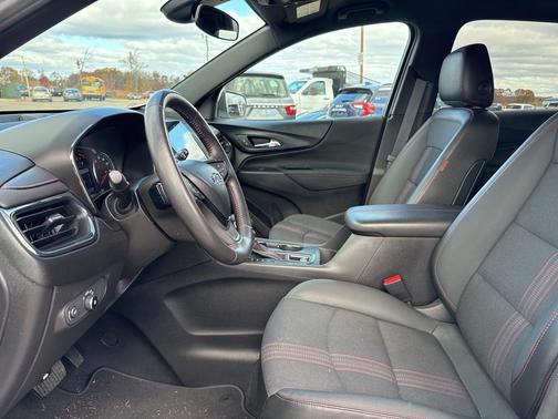 2022 Chevrolet Equinox FWD RS