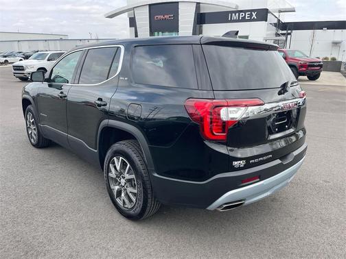 2023 GMC Acadia FWD SLE