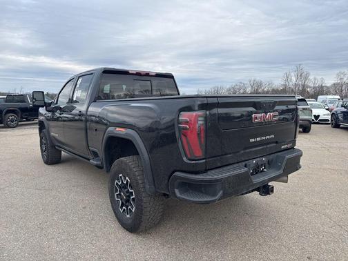 2024 GMC Sierra 2500 AT4X