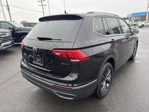 2023 Volkswagen Tiguan 2.0T SE 4MOTION