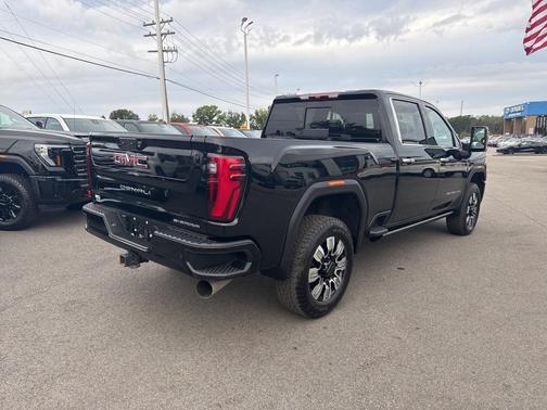 2024 GMC Sierra 2500 Denali