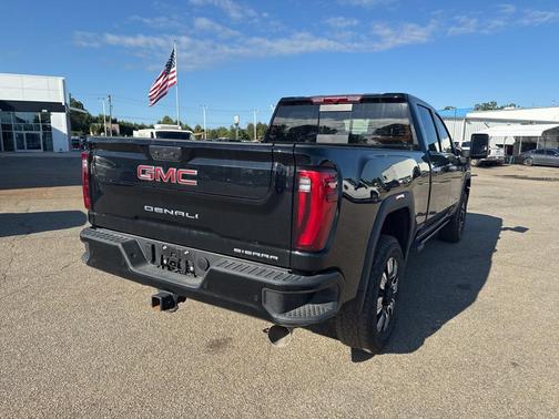 2024 GMC Sierra 2500 Denali