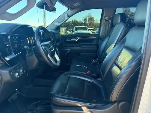2022 GMC Sierra 1500 SLE