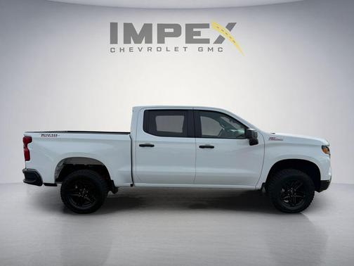 Summit White 2026 Chevrolet Silverado 1500 Custom Trail Boss