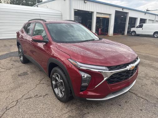 2024 Chevrolet Trax LT