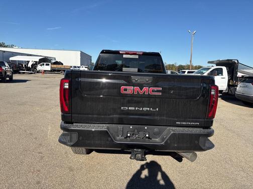 2025 GMC Sierra 3500 Denali