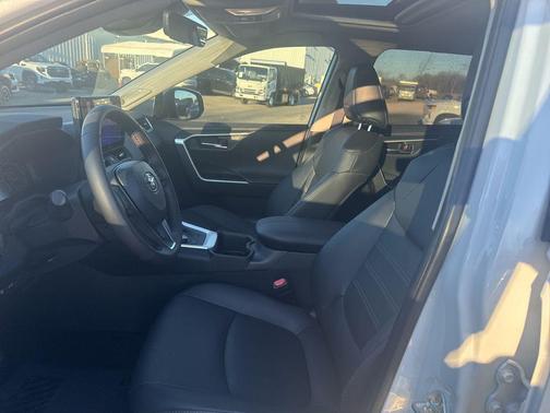 2024 Toyota RAV4 Hybrid Limited