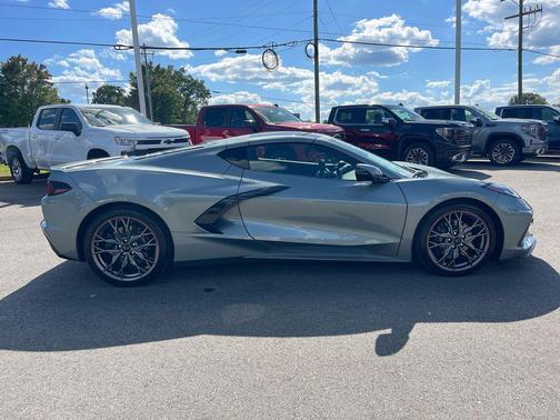 2024 Chevrolet Corvette Stingray w/1LT