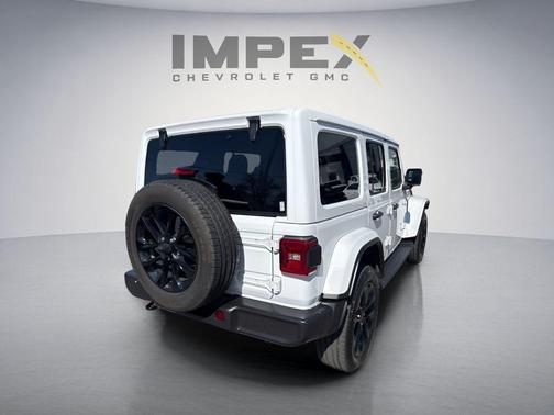 Bright White Clearcoat 2025 Jeep Wrangler 4xe Sahara
