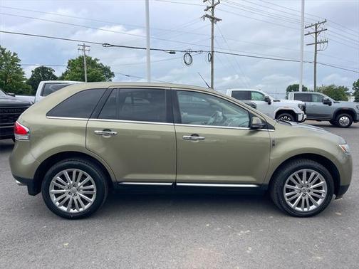 2013 Lincoln MKX Base