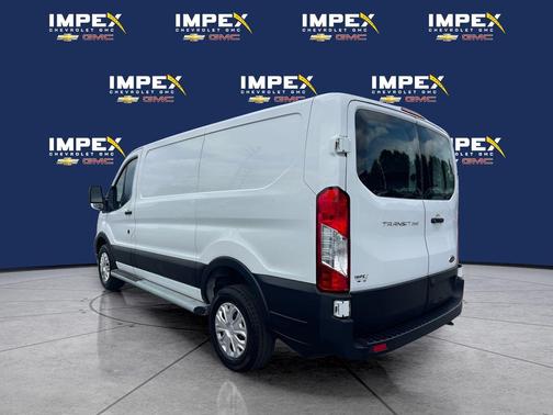 Oxford White 2023 Ford Transit-250 Base