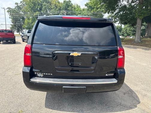Black 2018 Chevrolet Suburban Premier