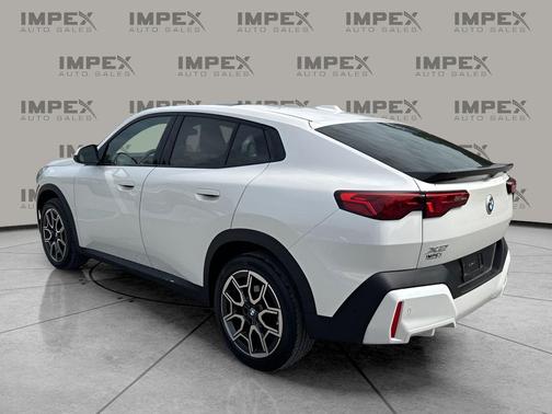 2025 BMW X2 xDrive28i