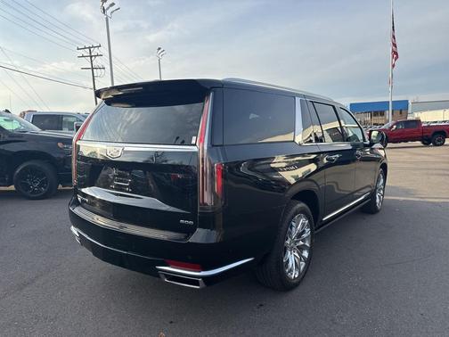 2021 Cadillac Escalade ESV Premium Luxury