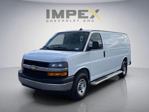 Summit White 2024 Chevrolet Express 2500 LT