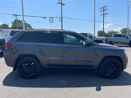 2019 Jeep Grand Cherokee Altitude