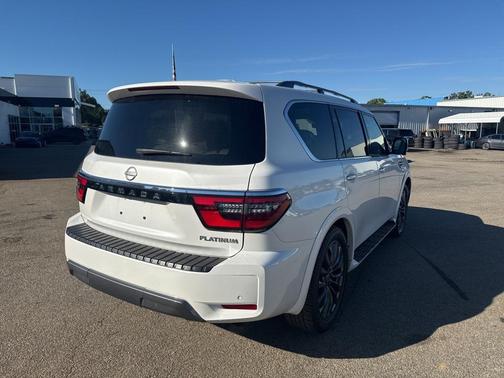 2024 Nissan Armada Platinum 2WD
