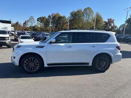2024 Nissan Armada Platinum 2WD