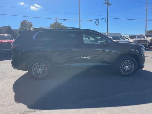 2025 GMC Acadia FWD Elevation