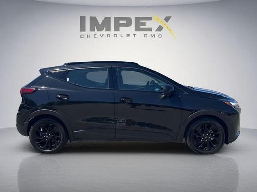 Mosaic Black Metallic 2027 Chevrolet Bolt RS