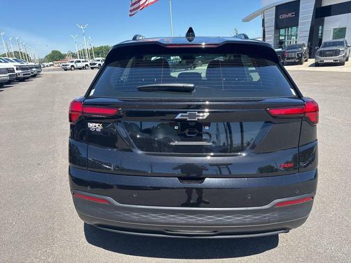 Mosaic Black Metallic 2027 Chevrolet Bolt RS