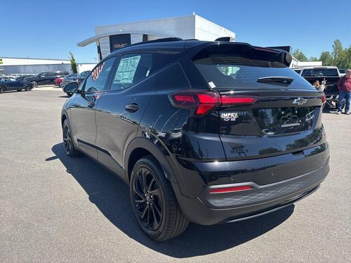Mosaic Black Metallic 2027 Chevrolet Bolt RS