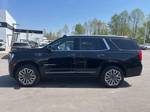 Onyx Black 2023 GMC Yukon Denali Ultimate