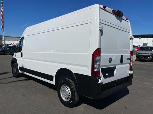 2025 RAM ProMaster 2500 Tradesman