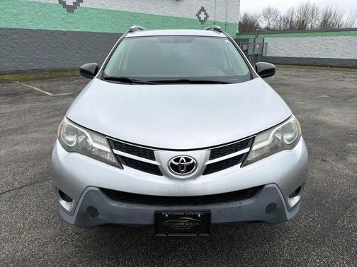 2014 Toyota RAV4 LE