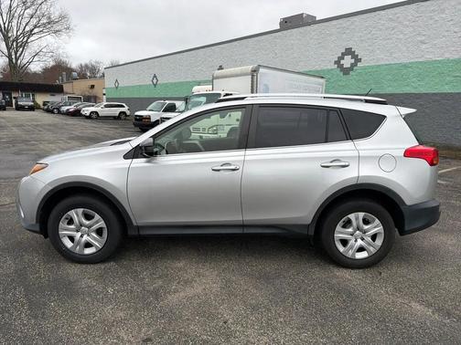 2014 Toyota RAV4 LE