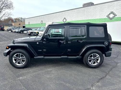 2016 Jeep Wrangler Unlimited Sahara