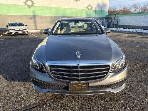 2017 Mercedes-Benz E-Class 4MATIC