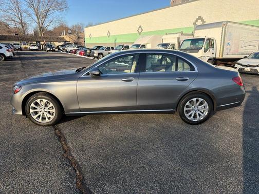2017 Mercedes-Benz E-Class 4MATIC