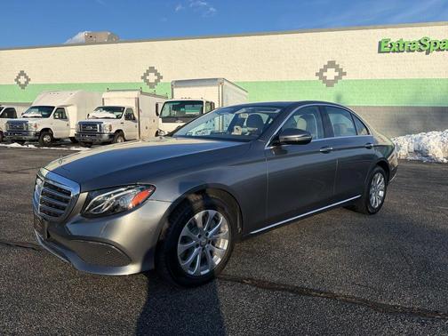 2017 Mercedes-Benz E-Class 4MATIC