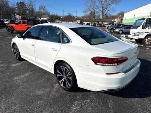 2021 Volkswagen Passat 2.0T SE