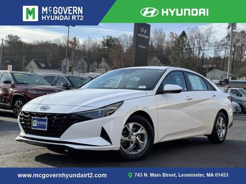 2023 Hyundai ELANTRA SE