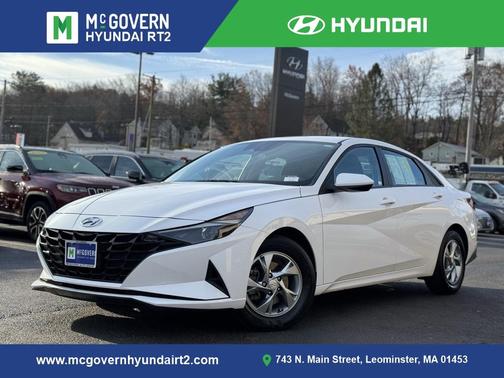 2023 Hyundai ELANTRA SE