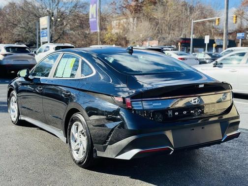 2025 Hyundai SONATA SE