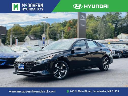 2023 Hyundai ELANTRA SEL
