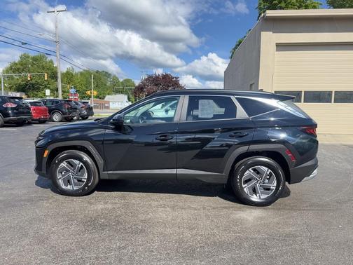 2025 Hyundai TUCSON Hybrid Blue