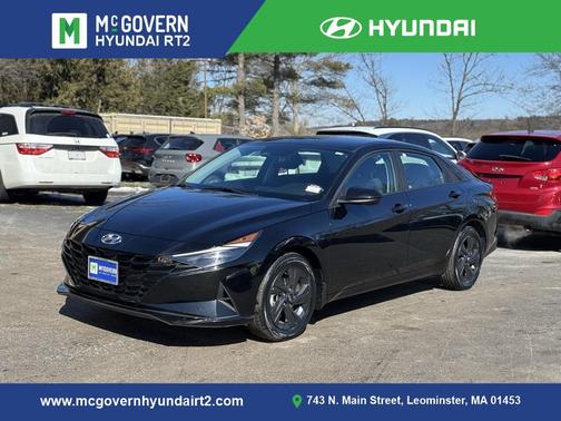 2022 Hyundai ELANTRA SEL
