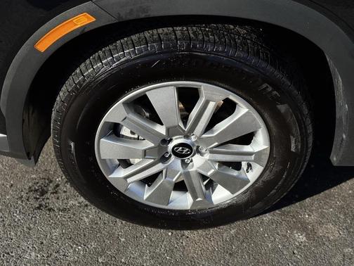 2025 Hyundai PALISADE SE