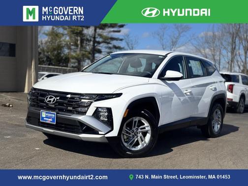 2025 Hyundai TUCSON SE