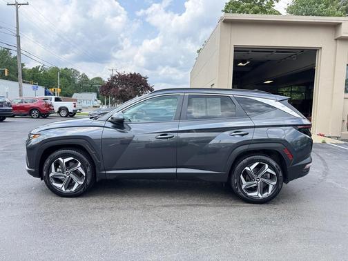 2023 Hyundai TUCSON SEL