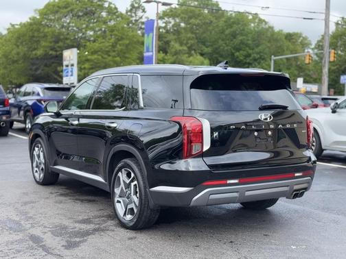 2025 Hyundai PALISADE SEL Premium