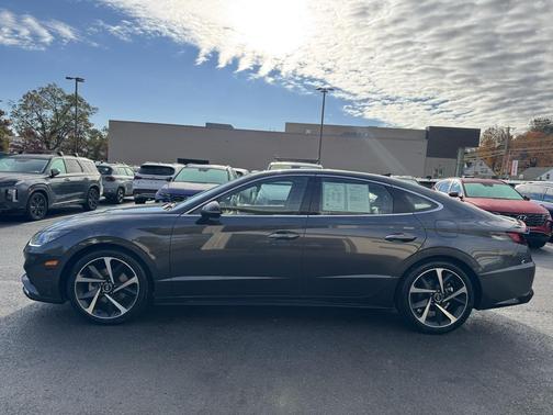 2022 Hyundai SONATA SEL Plus